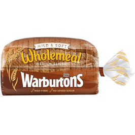 Warburtons Wholemeal Medium Sliced 800g: front of the plastic pack showing the sliced loaf.